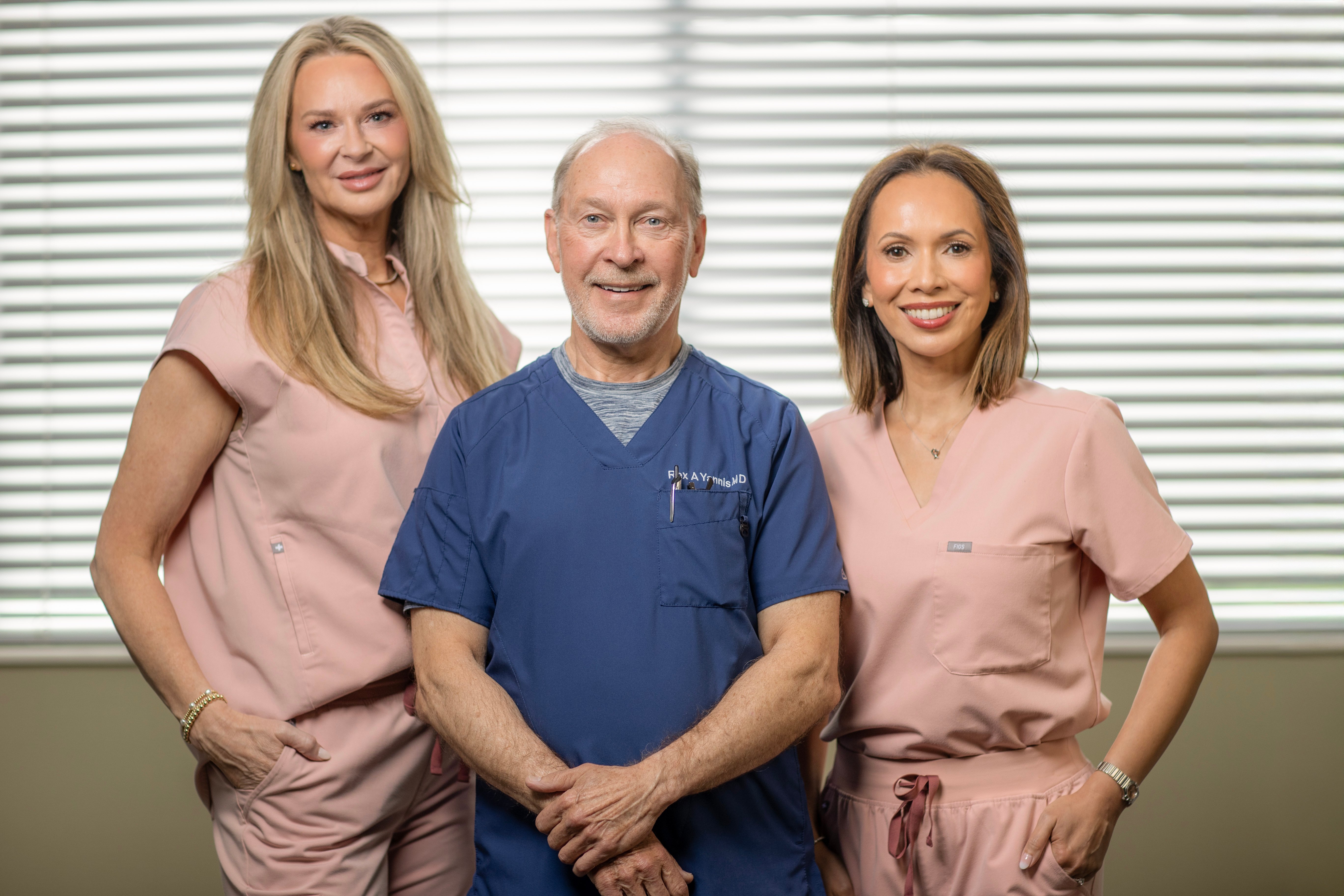 CFR 06.09.2026_Dr Rex Yannis Surgical Team_0960