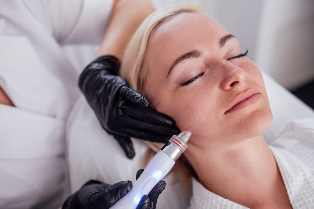 Deep cleansing facial treatment for skin rejuvenation